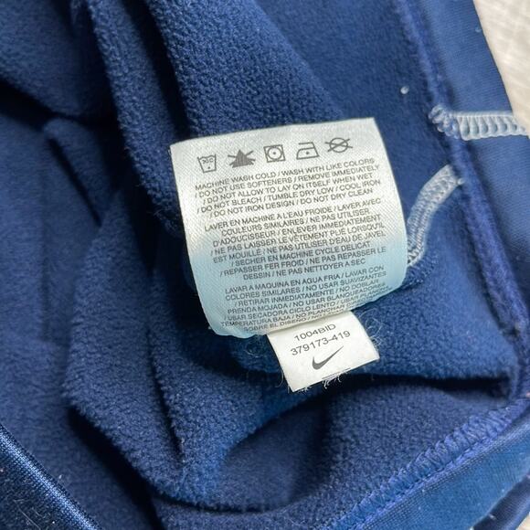 NIKE THERMA-FIT Blue ‘Dixie State’ Long Sleeve Pullover Shirt Men’s Size Medium - Picture 6 of 7